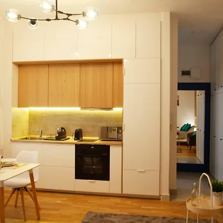 Apartment Marvel *
